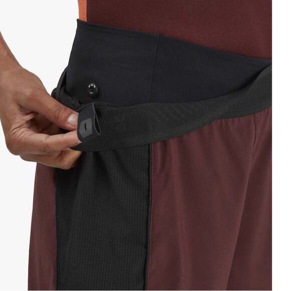 NWOT On Cloud On Running Active Shorts Mulberry Black - Picture 6 of 8